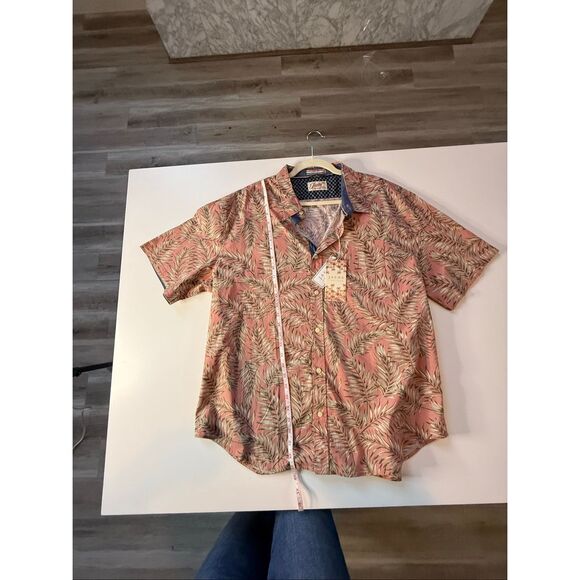 NWT Jachs NY short-sleeve button-up shirt with a tropical Hawaiian print.  Size - Picture 7 of 9